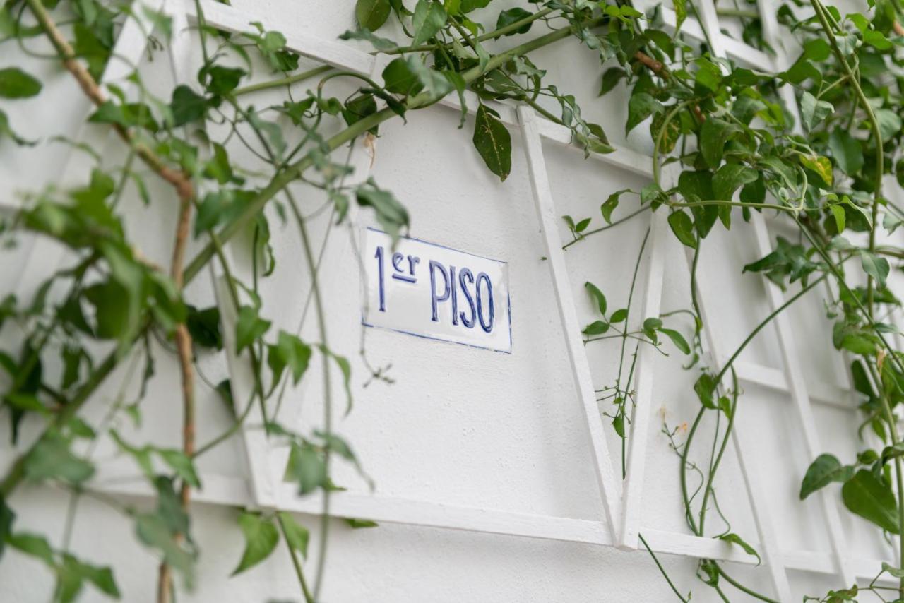 Hostal Pons PMI Exteriör bild