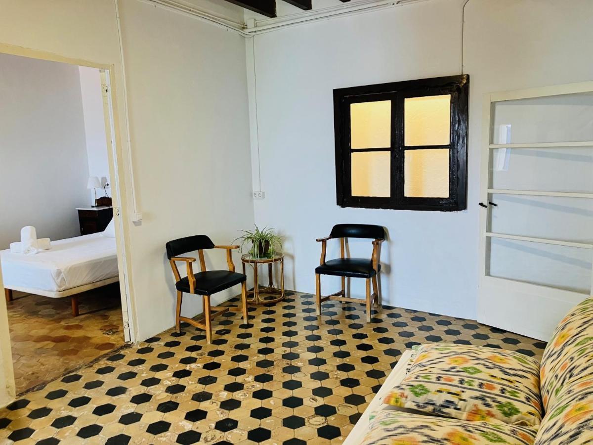 Hostal Pons PMI Exteriör bild